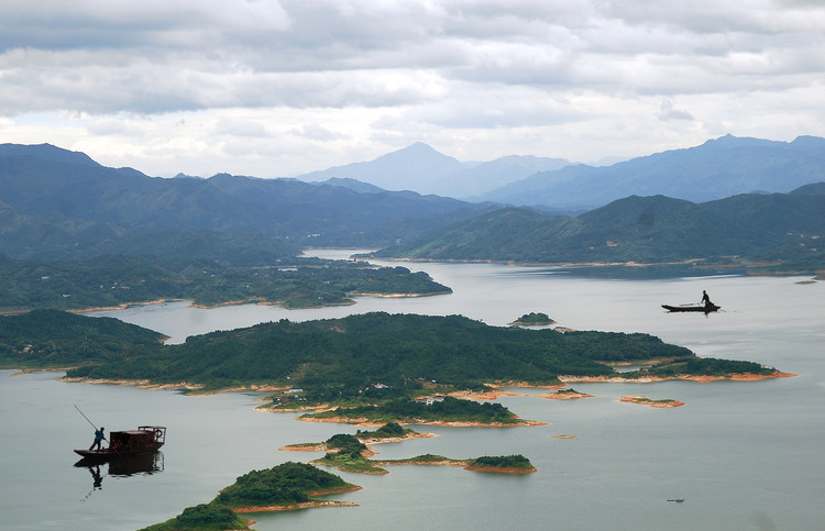 安徽花亭湖国家级风景名胜区旅游开发总体策划（全国竞标第一名）